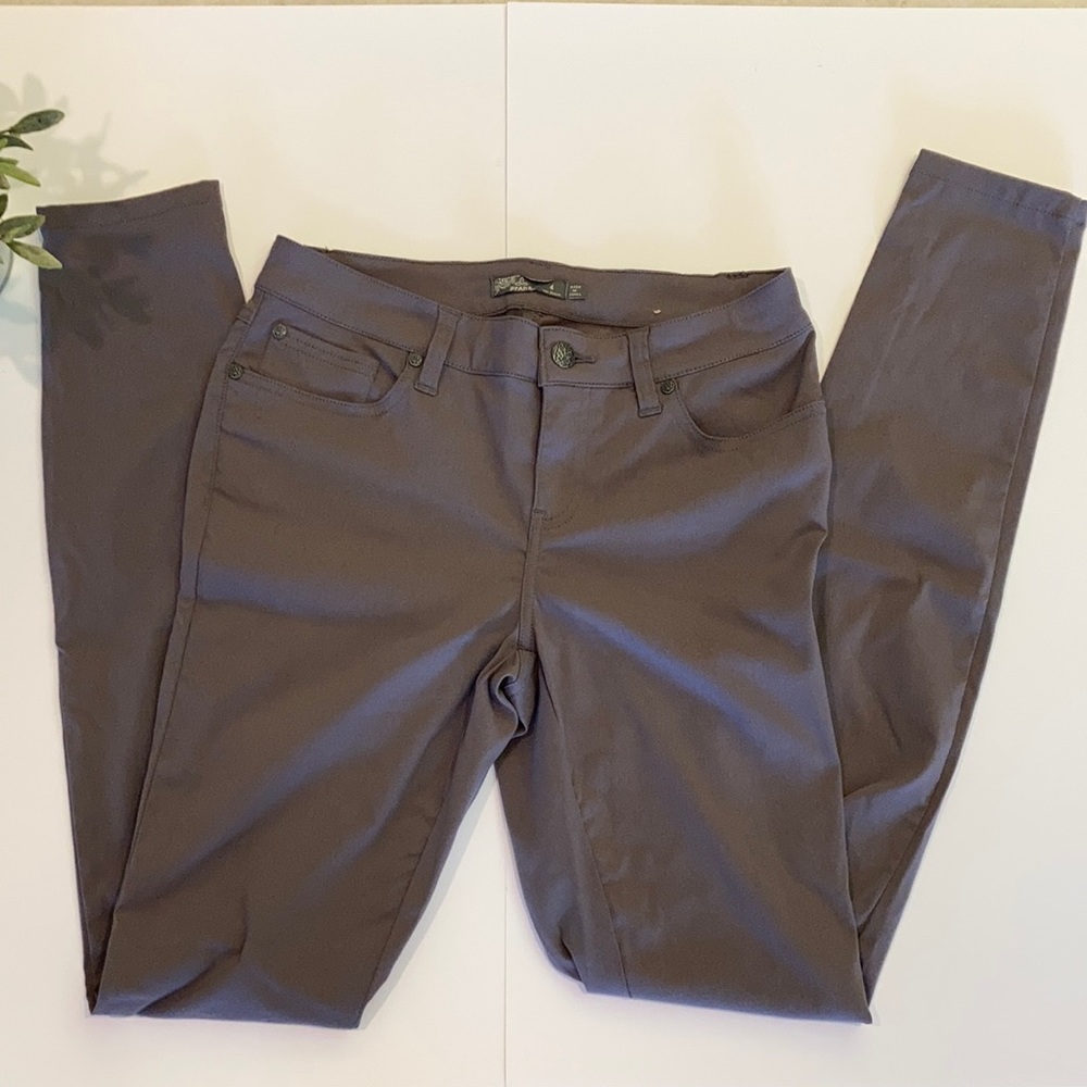 PrAna lightweight skinny gray hiking pants size 4 tall
